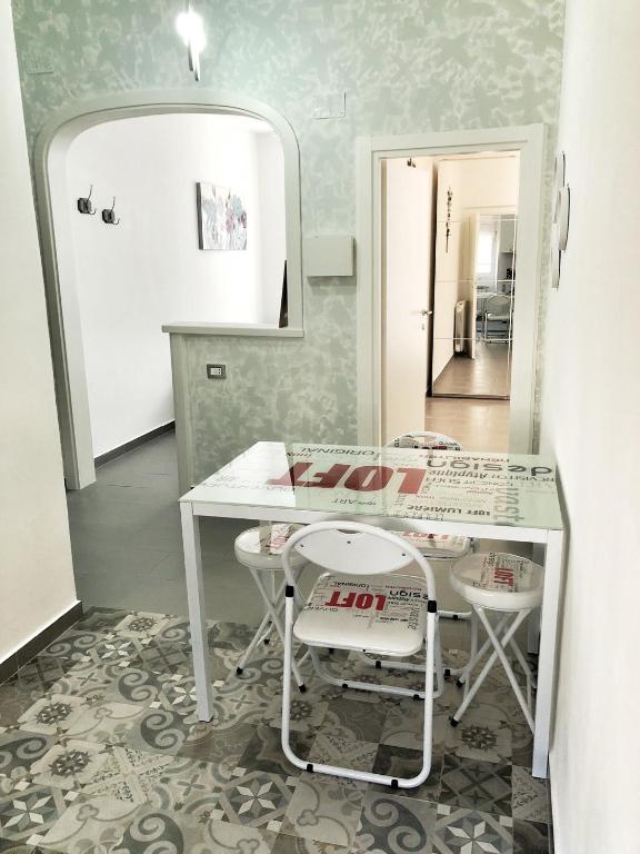 Tino'S House room 2